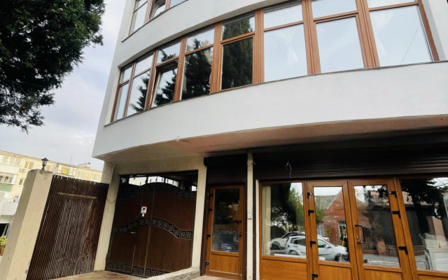 Adel Guest house
