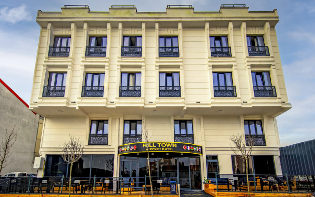Hilltown Airport Hotel