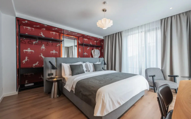Artifact Apart Hotel