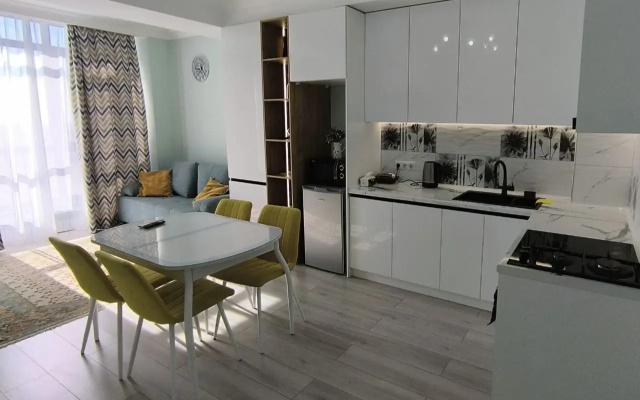 S Panoramnym Vidom Na Gory Flat