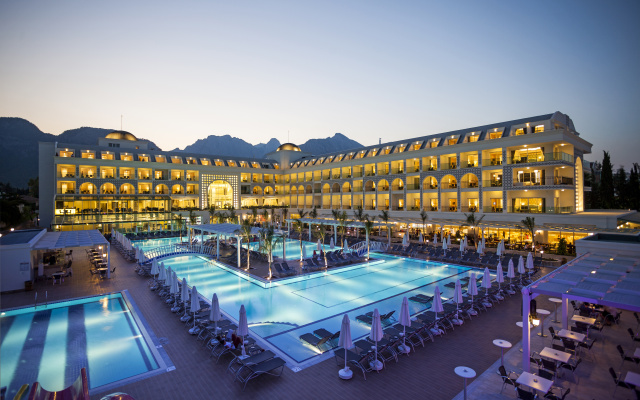 Отель Karmir Resort & SPA