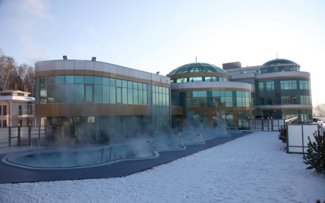 Ramada by Wyndham Yekaterinburg Hotel