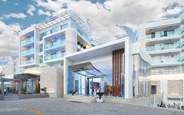 Отель Blue Bay Platinum