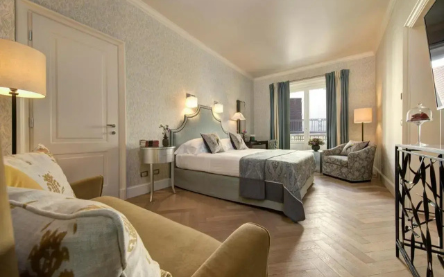 Hotel Savoy